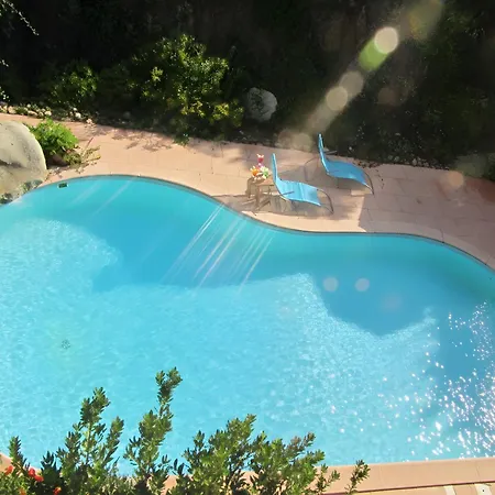 60 M2 Climatise 2 Adultes Max Et 2 Enfants Piscine Partagee * Porto-Vecchio (Corsica)