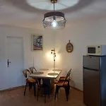 Apartamento 60 M2 Climatisé 2 Adultes Max Et 2 Enfants Piscine Partagée