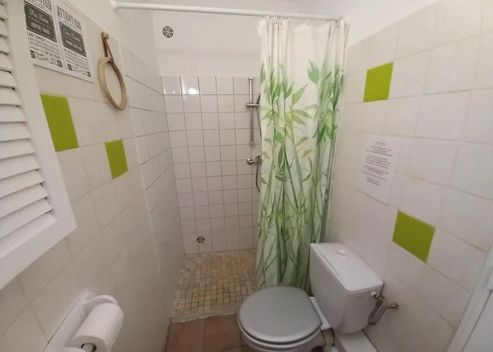 דירה 60 M2 Climatise 2 Adultes Max Et 2 Enfants Piscine Partagee *